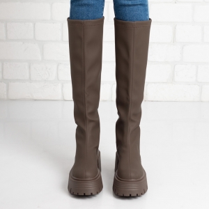 Дамски ботуши в кафяво